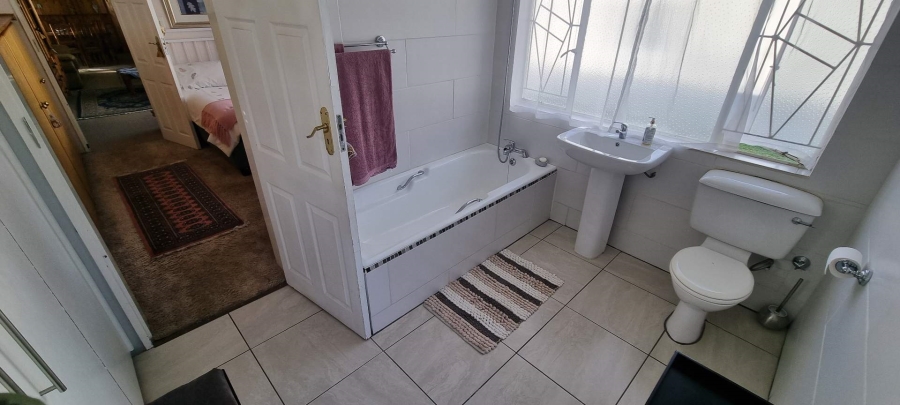 5 Bedroom Property for Sale in Bayswater Free State